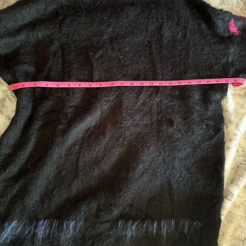 Off-White Mohair Brushed Very Soft Sweater - Picture 5 of 8